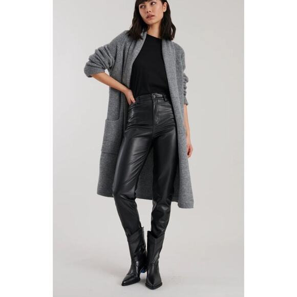 Line the brand cardigan is cut in a relaxed silhouette Color Burgundy. - Picture 1 of 8